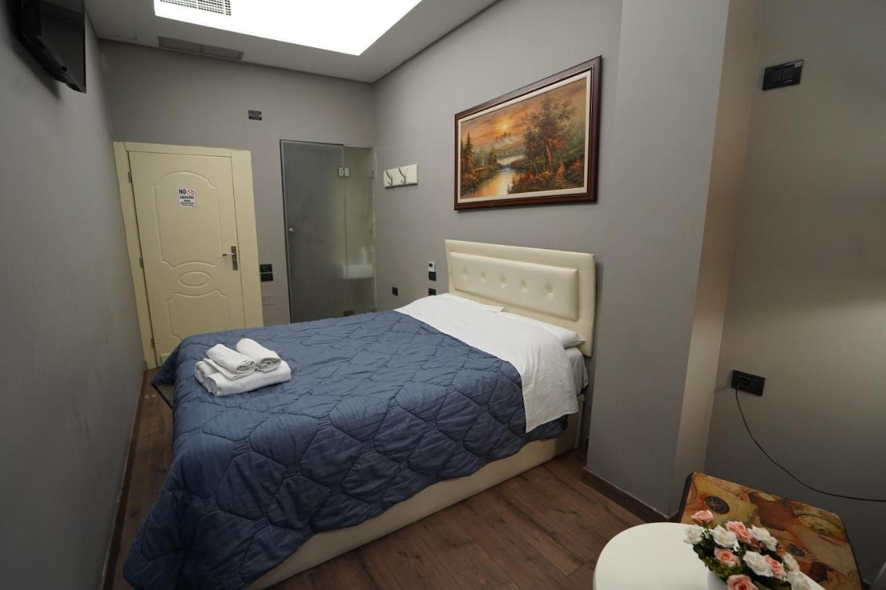 Driti Hotel Tirana Albania Eksteriør billede