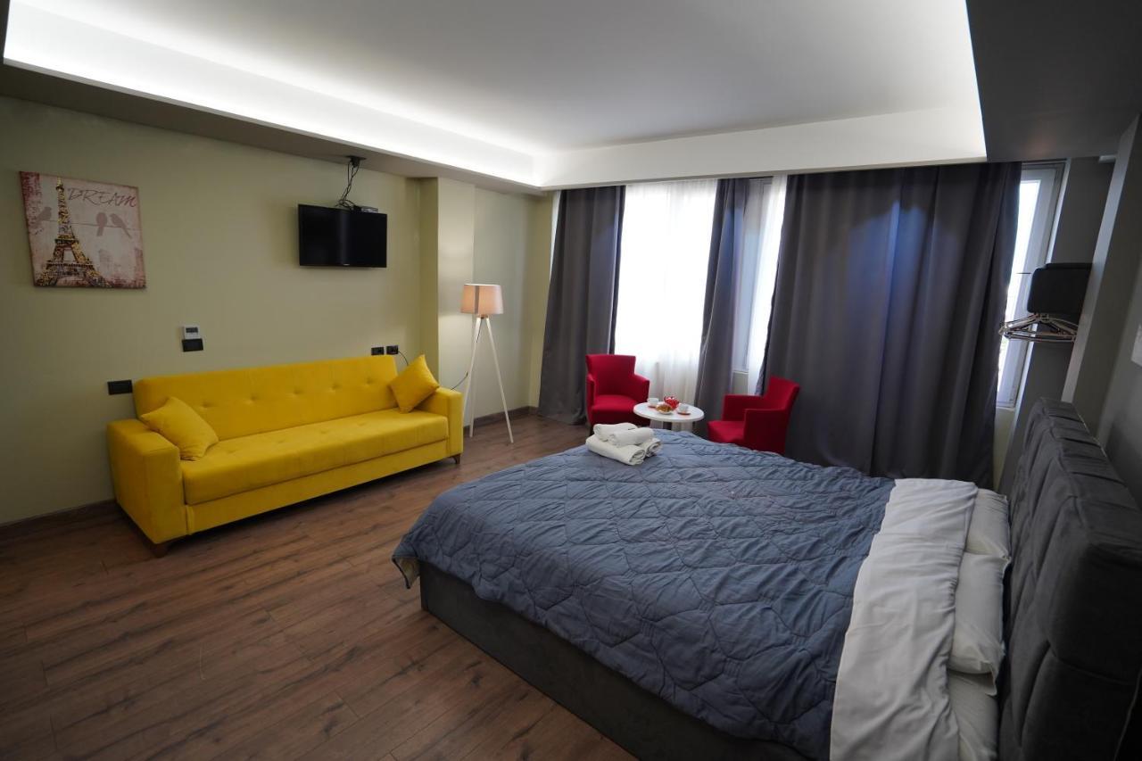 Driti Hotel Tirana Albania Eksteriør billede
