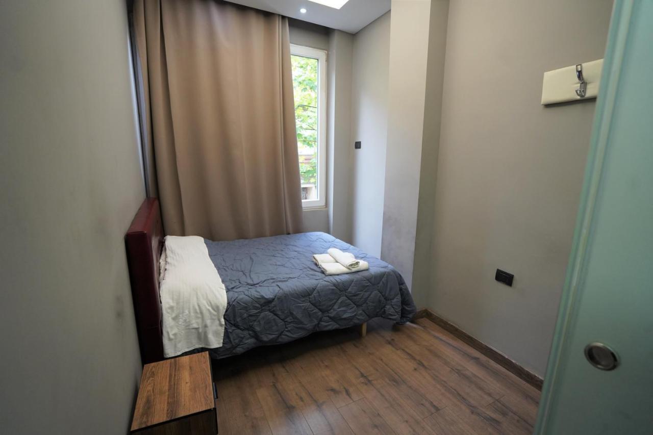 Driti Hotel Tirana Albania Eksteriør billede