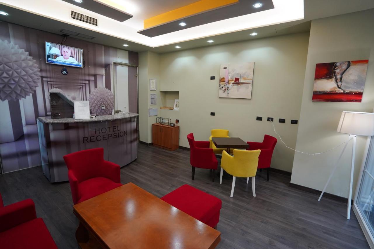 Driti Hotel Tirana Albania Eksteriør billede