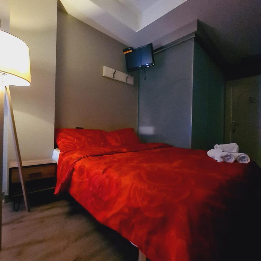 Driti Hotel Tirana Albania Eksteriør billede