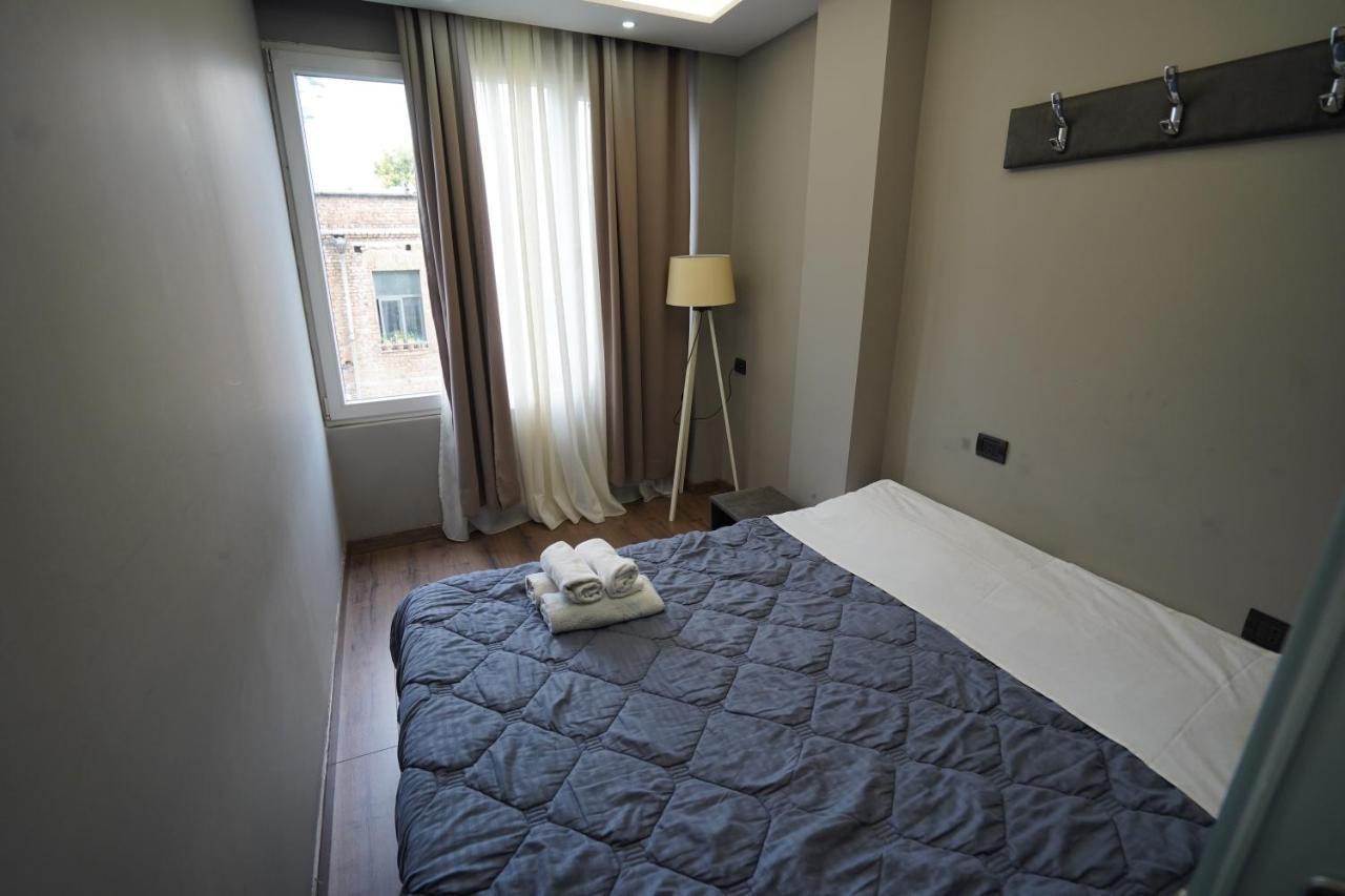 Driti Hotel Tirana Albania Eksteriør billede