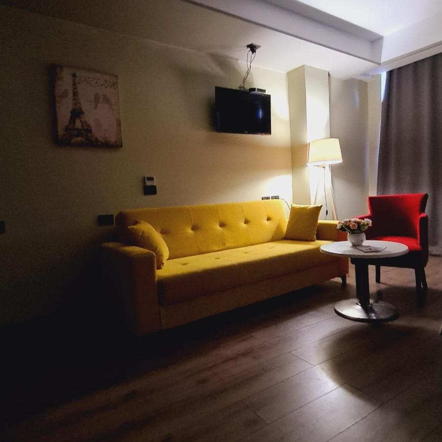 Driti Hotel Tirana Albania Eksteriør billede